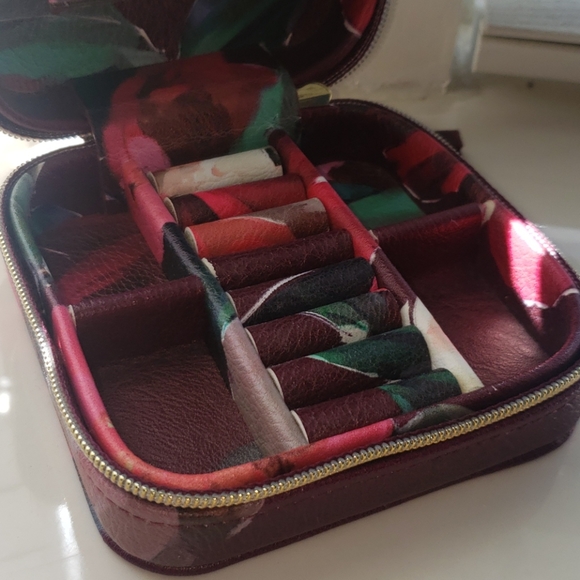 Travel Jewelery Box - Floral - Picture 1 of 8